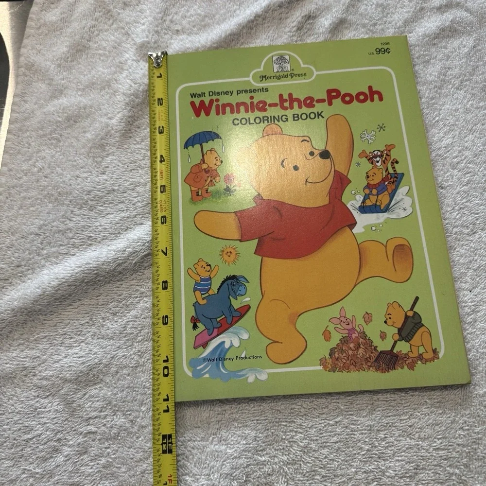 Vintage 1978 Walt Disney Winnie the Pooh Coloring Book Merrigold Press Unused